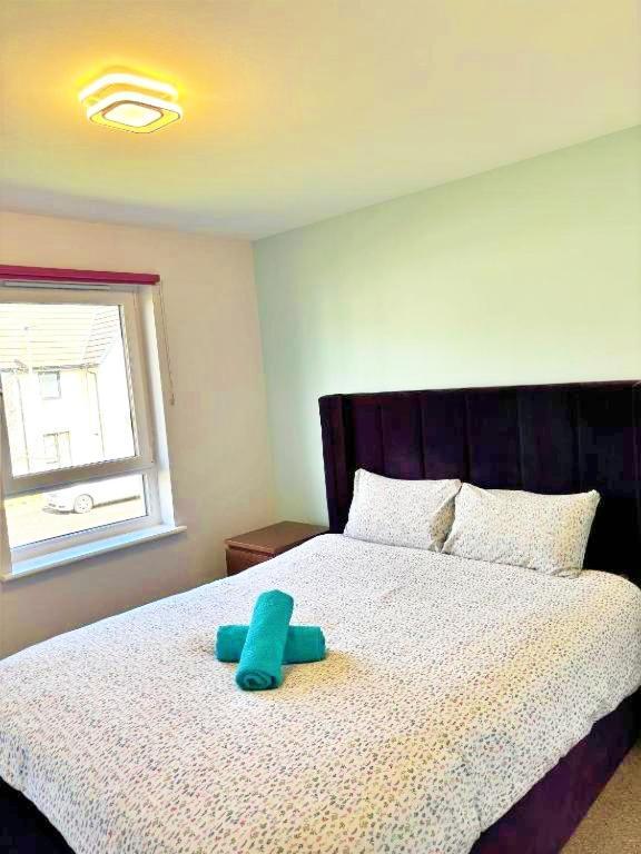 3 Bed House With Parking Near Airport Villa EDI Eksteriør billede